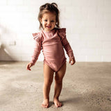 Bio-Body mit langen Ärmeln und Rüschen rosa