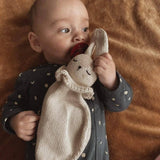 Handgemachter Schnullerhalter Doudou beige