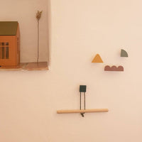 Holz-Kleiderhaken-Set (4 Stk.). Einfache Kunst Waldfarben